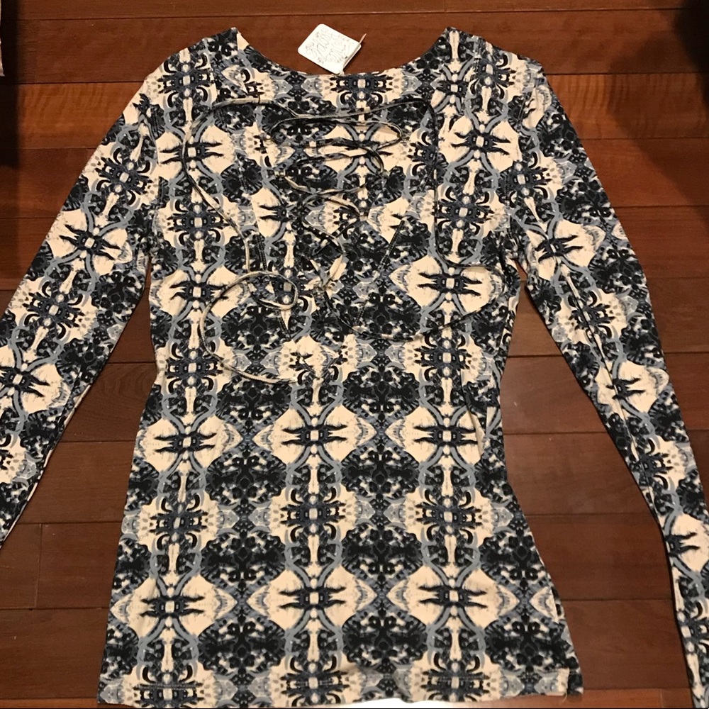 NWT Open “V” Free People Shirt